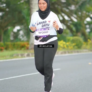 Runner Photo 7737860