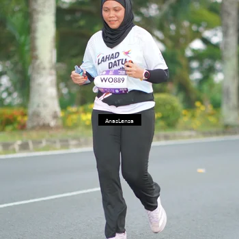 Runner Photo 7737861