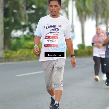 Runner Photo 7737862