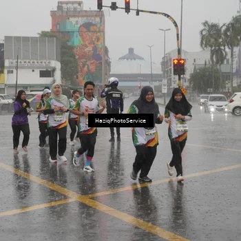 Runner Photo 7737863
