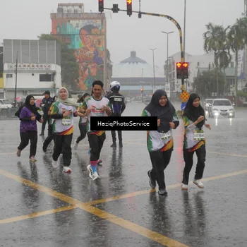Runner Photo 7737876