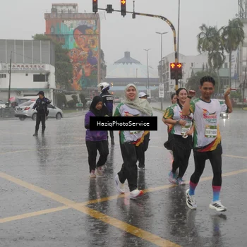 Runner Photo 7737890
