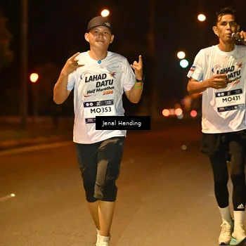 Runner Photo 7737894