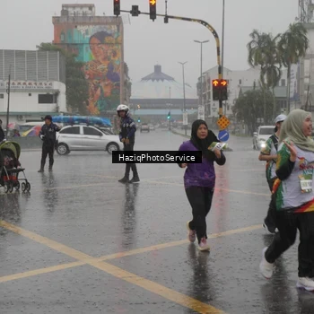 Runner Photo 7737902