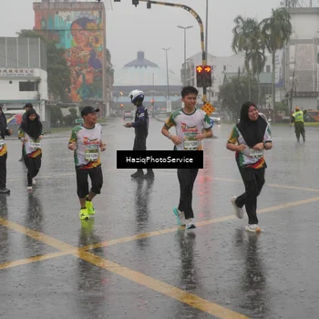 Runner Photo 7737904
