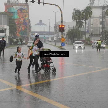 Runner Photo 7737913