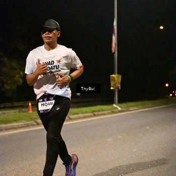 Runner Photo 7737914