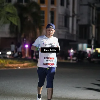 Runner Photo 7737930
