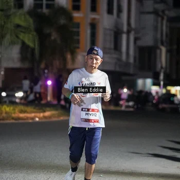 Runner Photo 7737945