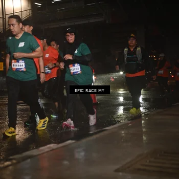 Runner Photo 7737954