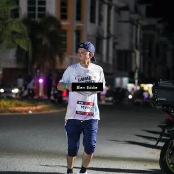 Runner Photo 7737955