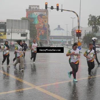 Runner Photo 7737964