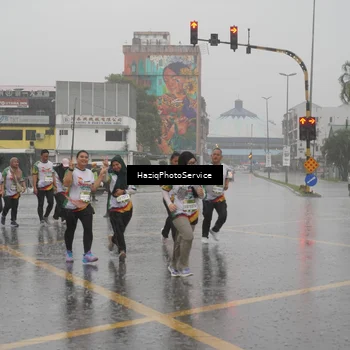 Runner Photo 7737973