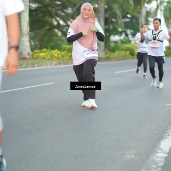 Runner Photo 7737984