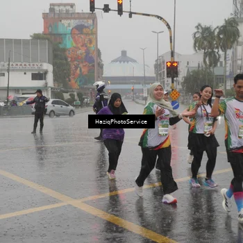 Runner Photo 7737990