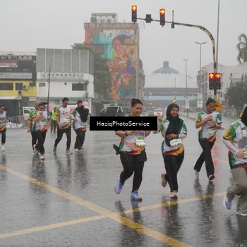 Runner Photo 7737991