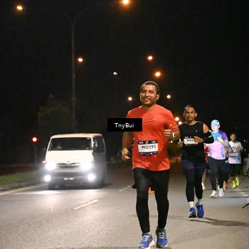 Runner Photo 7738003