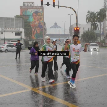 Runner Photo 7738008