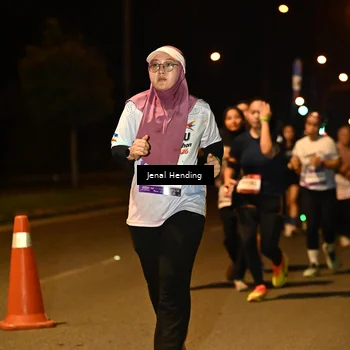 Runner Photo 7738013