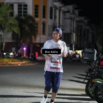 Runner Photo 7738027