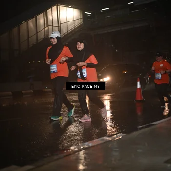 Runner Photo 7738036