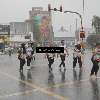 Runner Photo 7738055
