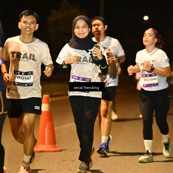 Runner Photo 7738056