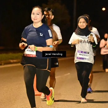 Runner Photo 7738066