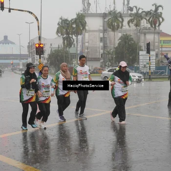 Runner Photo 7738085
