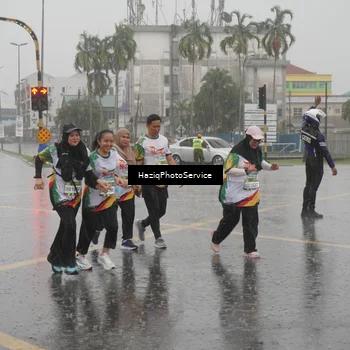 Runner Photo 7738092