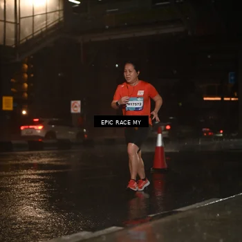 Runner Photo 7738098