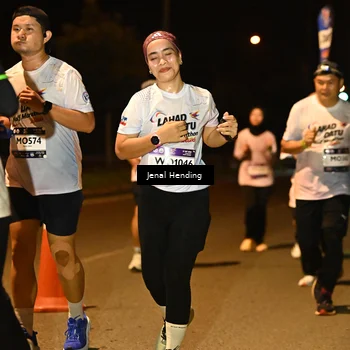 Runner Photo 7738099