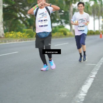 Runner Photo 7738103