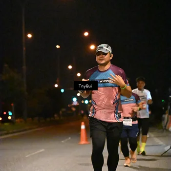 Runner Photo 7738108