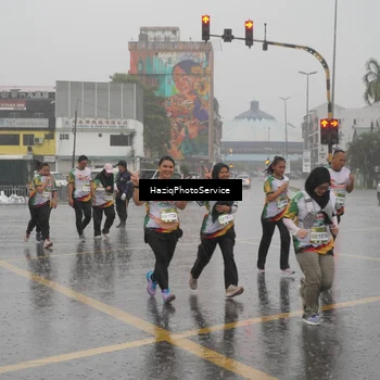 Runner Photo 7738111