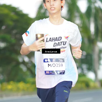 Runner Photo 7738128