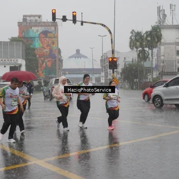 Runner Photo 7738138
