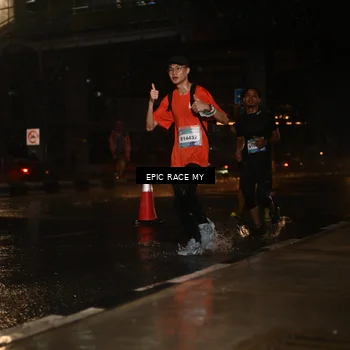 Runner Photo 7738160