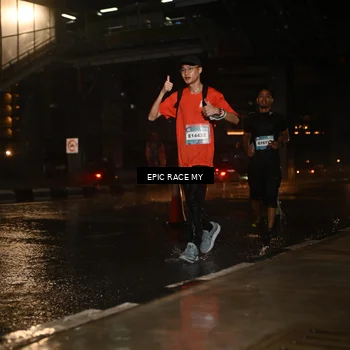 Runner Photo 7738161