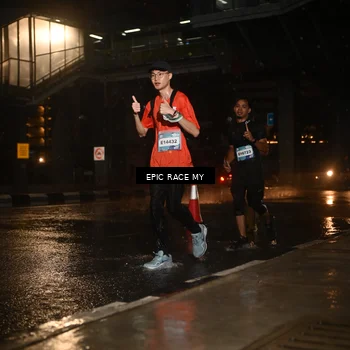 Runner Photo 7738168