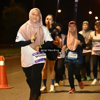 Runner Photo 7738172