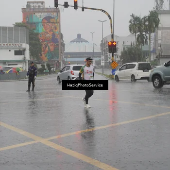 Runner Photo 7738199