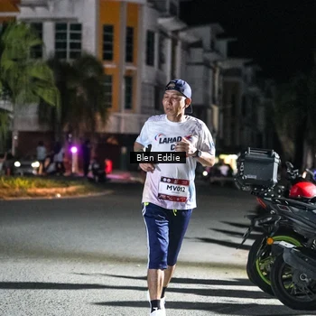 Runner Photo 7738216