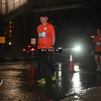 Runner Photo 7738272