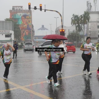 Runner Photo 7738276