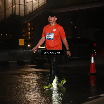 Runner Photo 7738288