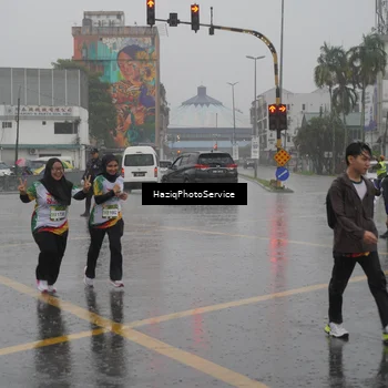 Runner Photo 7738290
