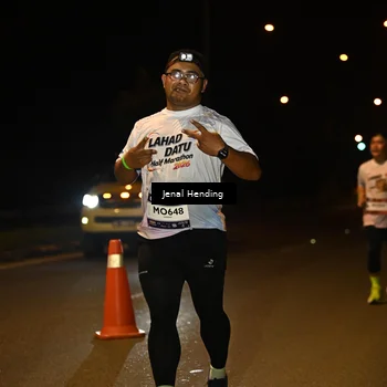 Runner Photo 7738302