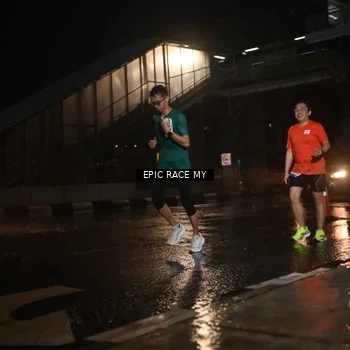 Runner Photo 7738308