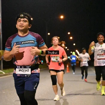 Runner Photo 7738318